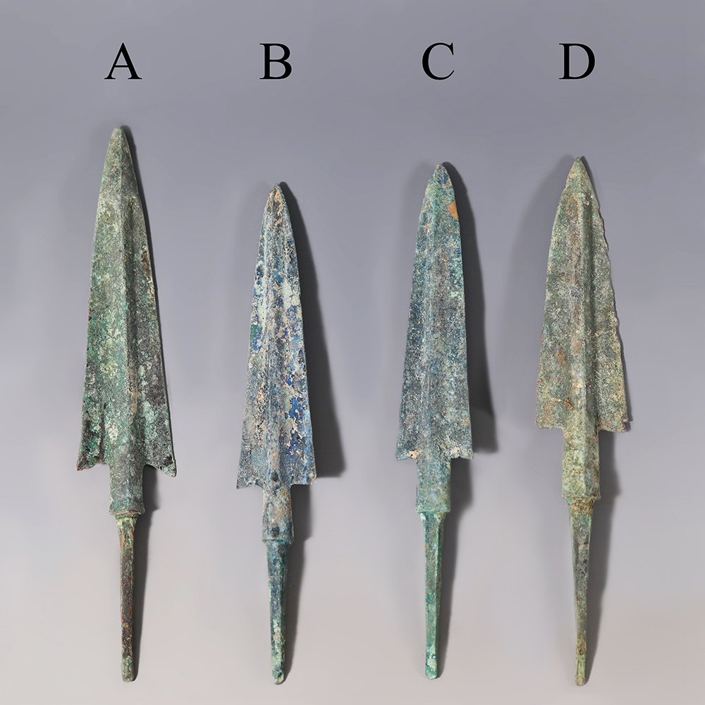 Selection of Luristan Bronze Square-Shoulder Arrowheads Selection of Luristan Bronze Square-Shoulder Arrowheads