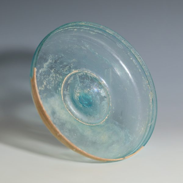 Roman Wheel-Cut Decorated Glass Dish