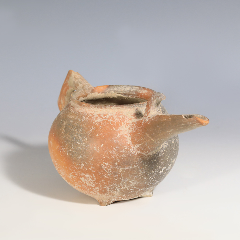 Amlash Spouted Vessel with Handle Amlash Spouted Vessel with Handle