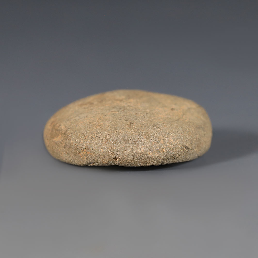 Byzantine Terracotta Pilgrim’s Token Depicting Entry into Jerusalem Byzantine Terracotta Pilgrim’s Token Depicting Entry into Jerusalem