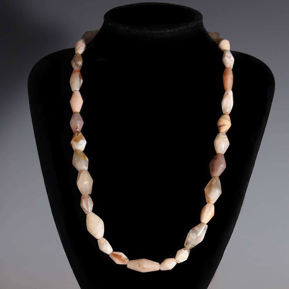 Western Asiatic Necklace with Agate Beads Western Asiatic Necklace with Agate Beads